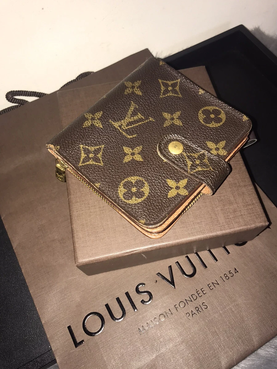 100% Authentic Louis Vuitton Small Monogram Zip Wallet Made In Spain