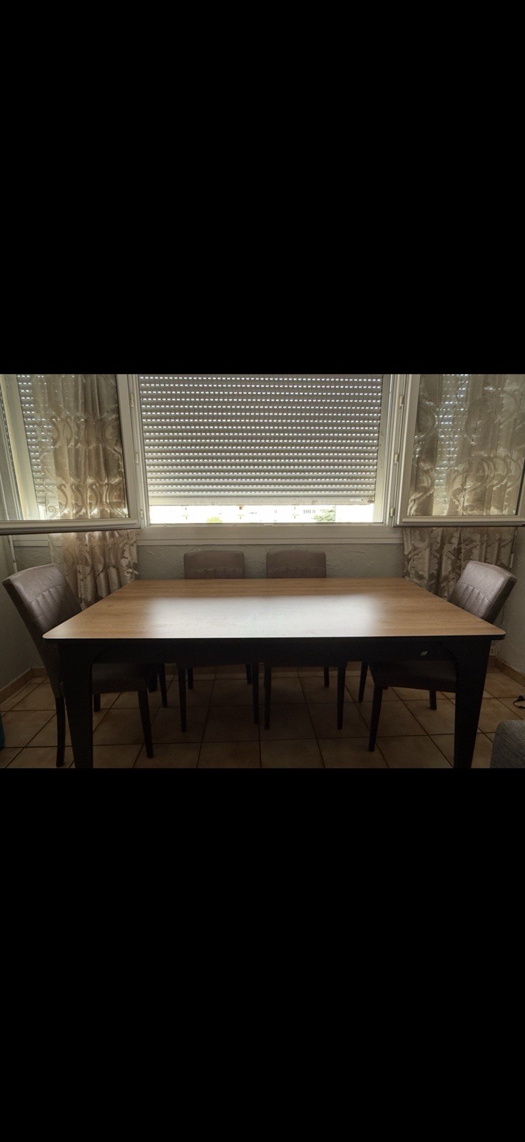 Table 6 personnes gain de place extensible grise pour petits espaces