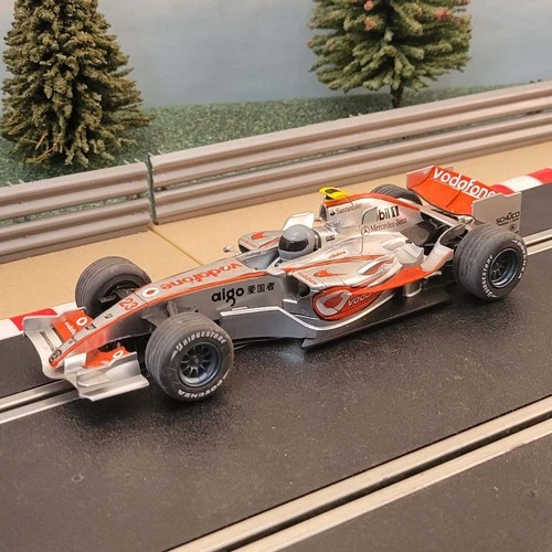 Scalextric 1:32 Car - C2866 F1 Vodafone MP4-21 Heikki Kovalainen #23 #E