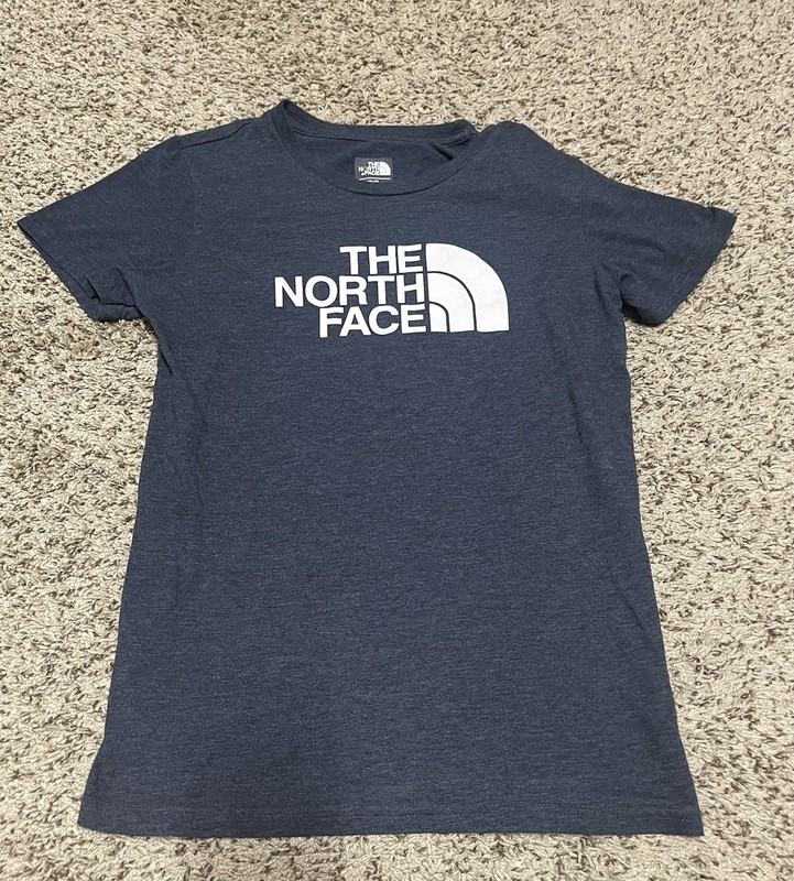 Girl’s North Face Shirt Gray Size Large 14/16
