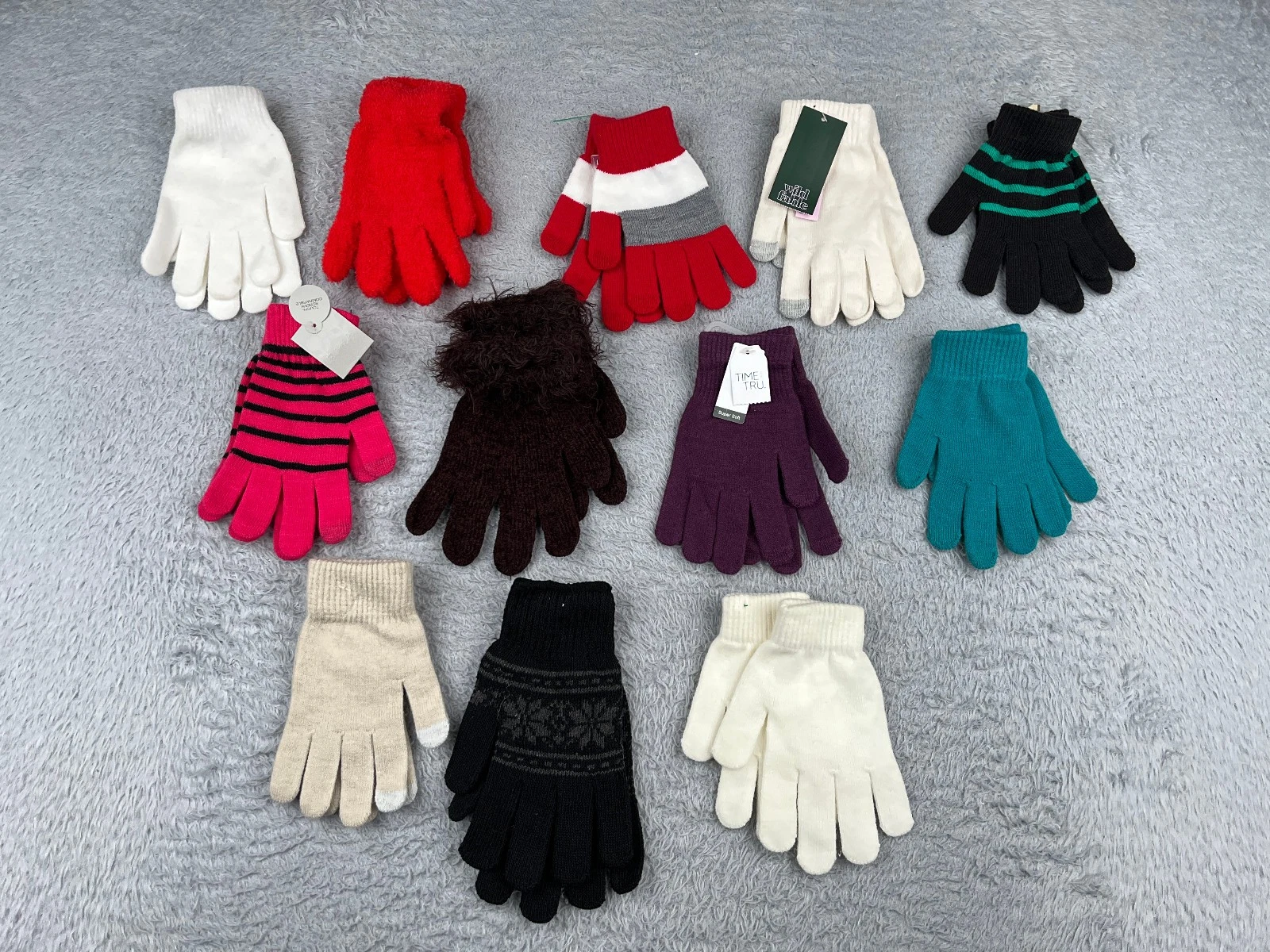 Assortment Set Gloves Adult One Size Knit Winter Outdoors Ski NEW