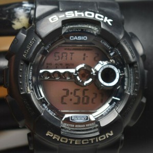 g shock gd 100bw