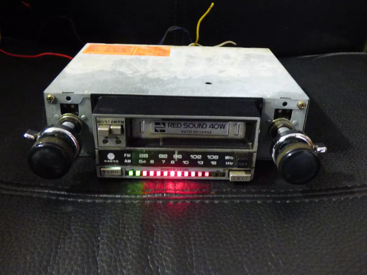VINTAGE SANYO FT-420M CASSETTE CAR STEREO WITH RADIO TESTED RARE!