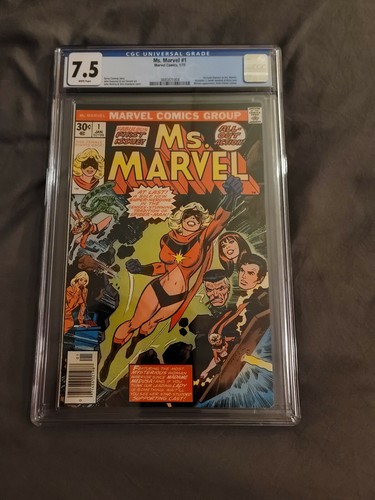 MS. MARVEL #1. CGC 7.5. 1ST CARL DENVERS AS MS. MARVEL!