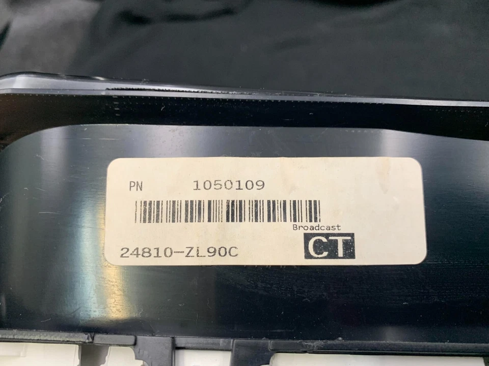 * Cuadro de instrumentos velocímetro Nissan Pathfinder 2010 4,0 L 6 cilindros 104.805 millas Foto 3 de 3