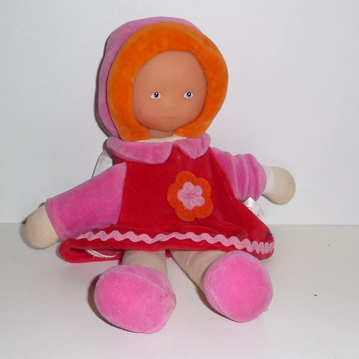  spécialiste en sos doudou Corolle poupée rouge et rose