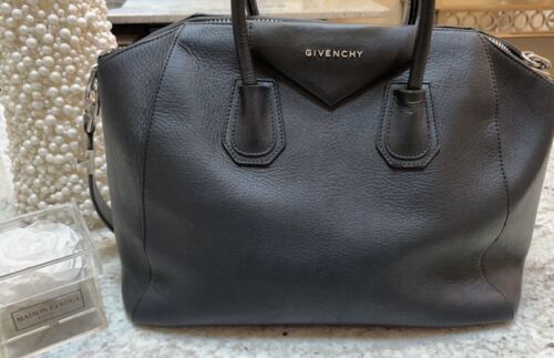Givenchy Antigona Women's Black Shoulder Bag Large 33 | eBay