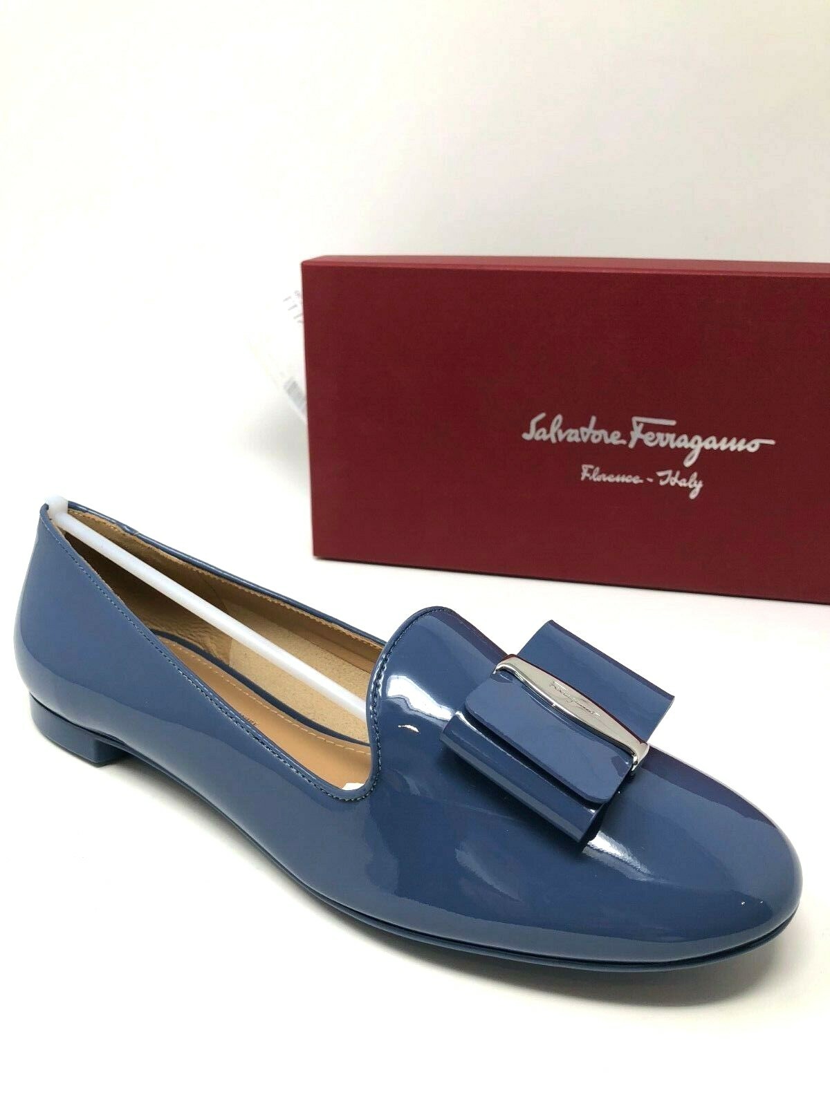 ferragamo ladies shoes