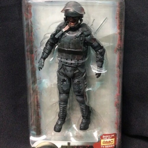 McFarlane Toys The Walking Dead Series 4 Riot Gear Zombie | eBay