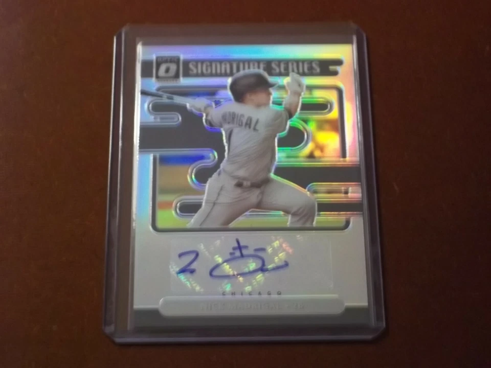 2021 Donruss Optic Signature Series Holo Nick Madrigal - Image 2 of 2