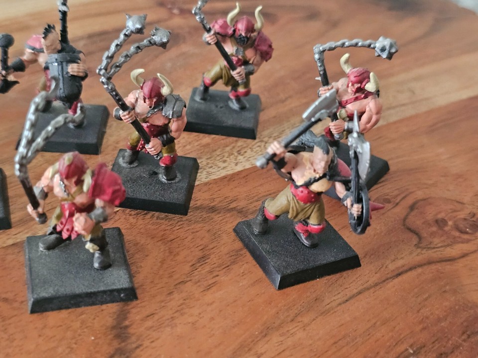 Figurine Warhammer Standard Bearer Chaos Marauders - Métal, 1997, OOP (hors Production) - Démontée Et Non Peinte