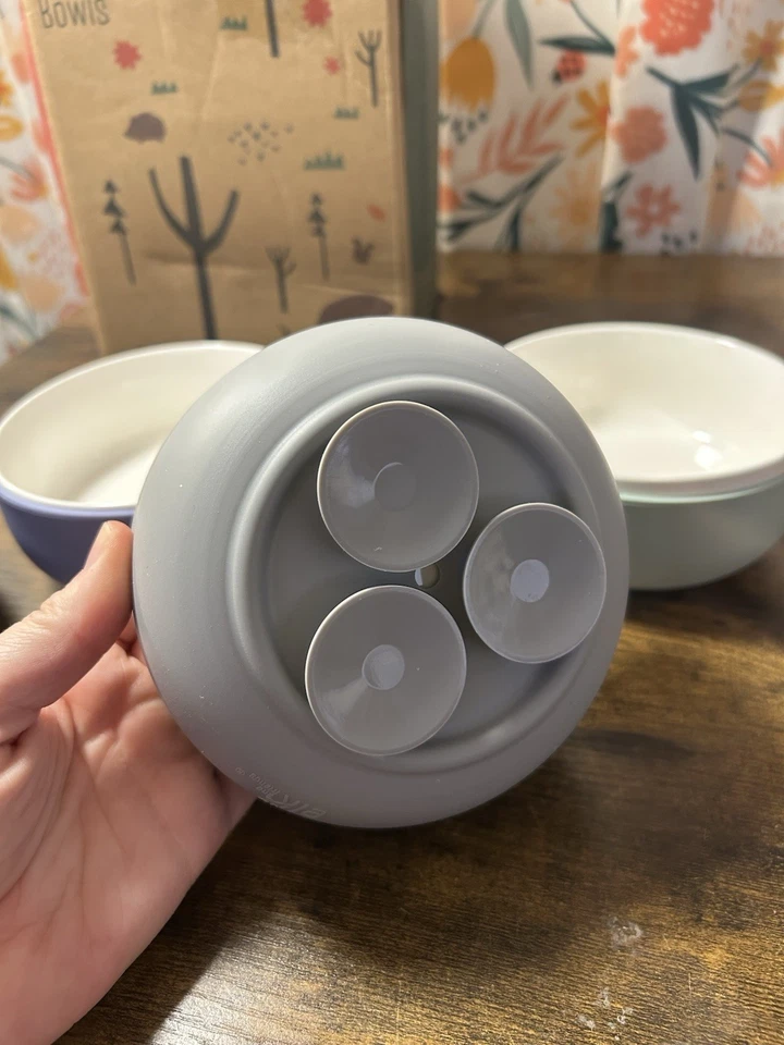 Nuevo en caja Juego de 4 cuencos de porcelana ecológicos para niños Elk and Friends con funda de silicona Foto 4 de 4