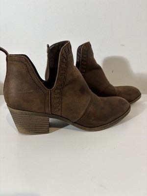 Rock & Candy Women s 8 Lipton Slip On Ankle Bootie Brown Casual Western