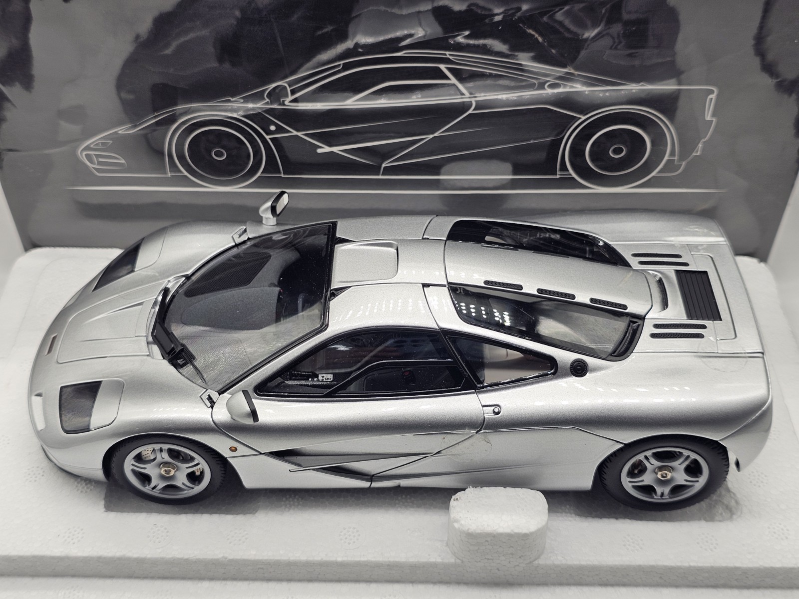 Mclaren F1 XP5 1993 Argento 1:18 LCD Models In Box