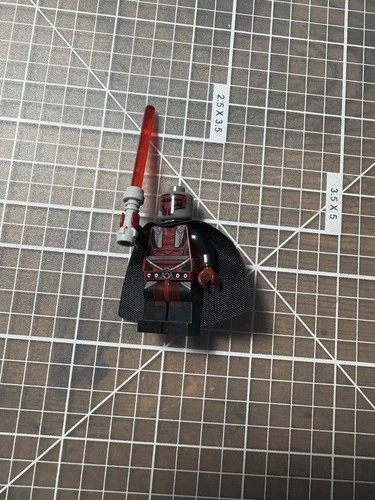 LEGO Star Wars Darth Revan Minifigure SW0547 Loose Mint Condition No Head Piece