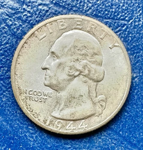 1944 Washington War Time Quarter. 90% Silver. AU Condition. Charity Auction. ￼