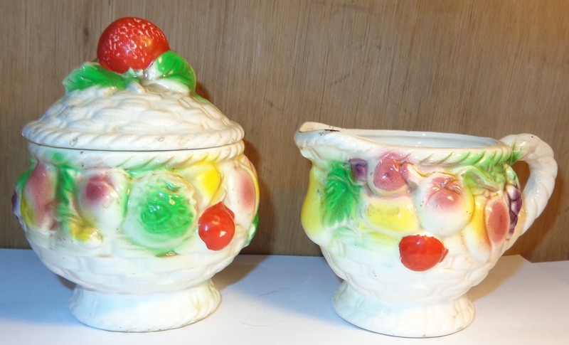 Vintage Chippy Old Garden Fruit Collection 2 Piece Sugar Bowl & Creamer Set