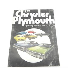 VINTAGE 1972 CHRYSLER PLYMOUTH DEALERSHIP SALES BROCHURE SPECIFICATIONS INFO
