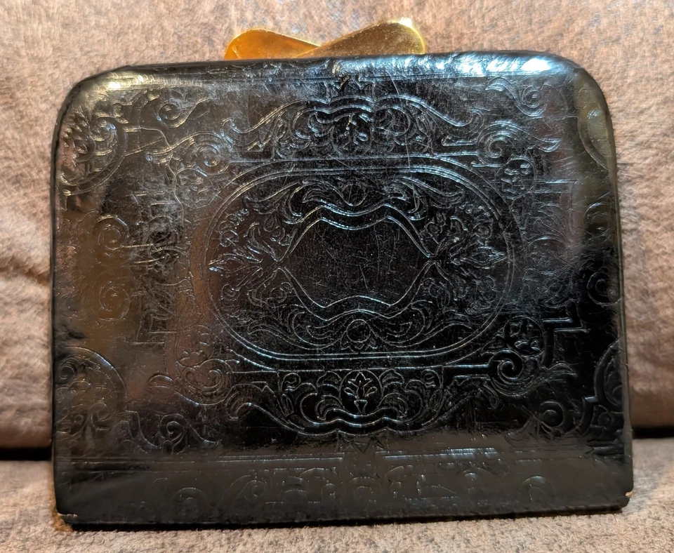 Vintage White, Gold & Black Leather Coin Purse Made in Italy - Image 2 of 4