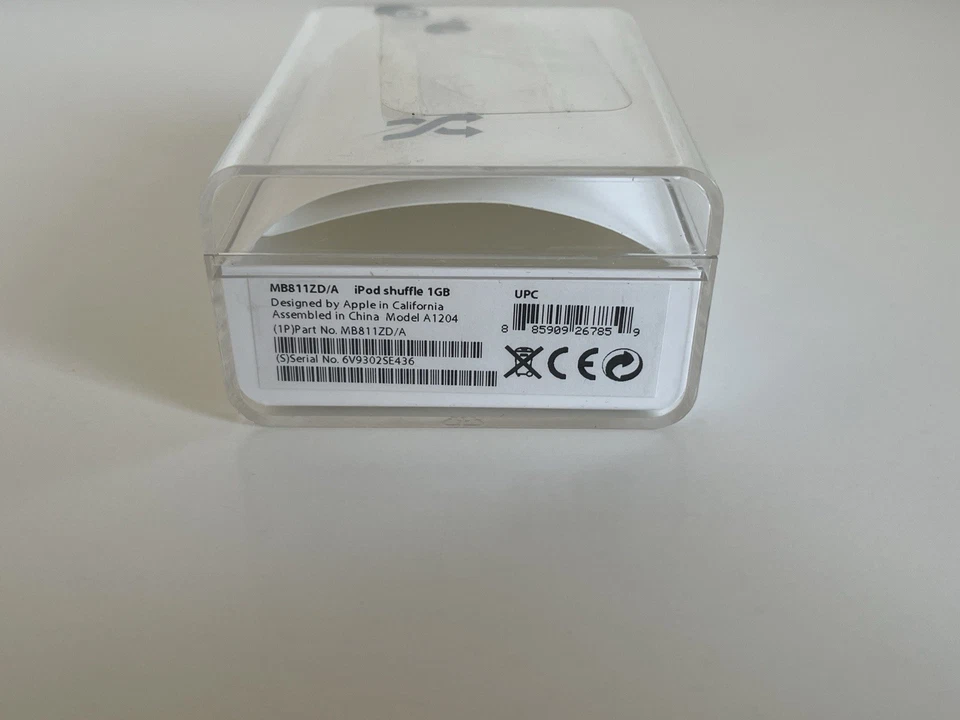 Apple iPod Shuffle 2nd Generation Empty Box - Image 3 of 4