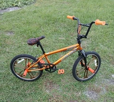 20 INCH MONGOOSE MOTIVATOR METALLIC ORANGE LIMITED EDITION BMX BIKE