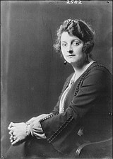 Photo:Pierce,Mrs,portrait photographs,women,dresses,Arnold Genthe,1918