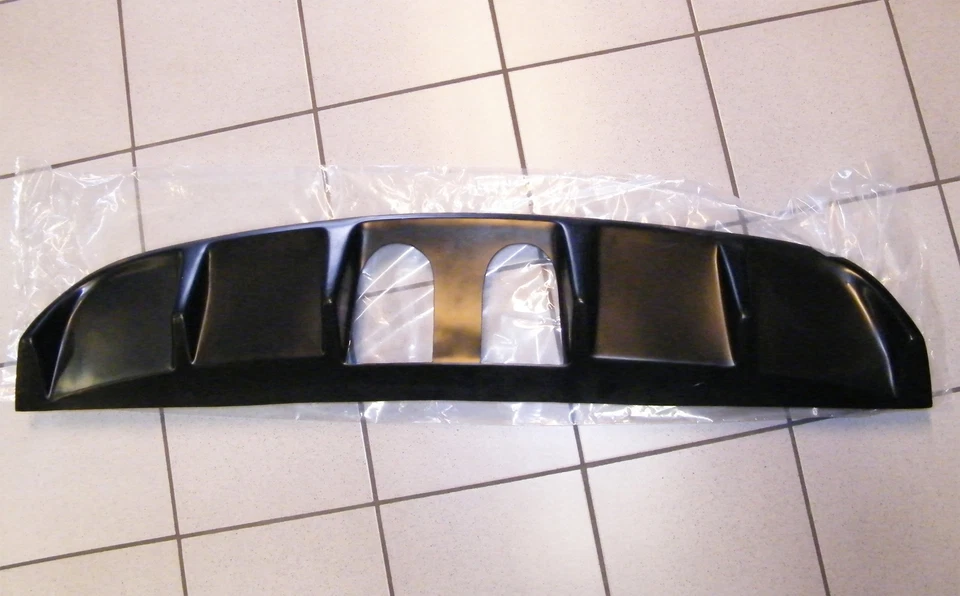 Sonderaktion ABS Heckansatz Heckeinsatz Heckdiffusor für VW Golf 5 R32 - Bild 3 von 3