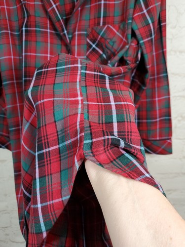 Victoria's Secret Women's Red Green Plaid Sleep shirt Gown Shirt Size Small EUC - Picture 5 of 13