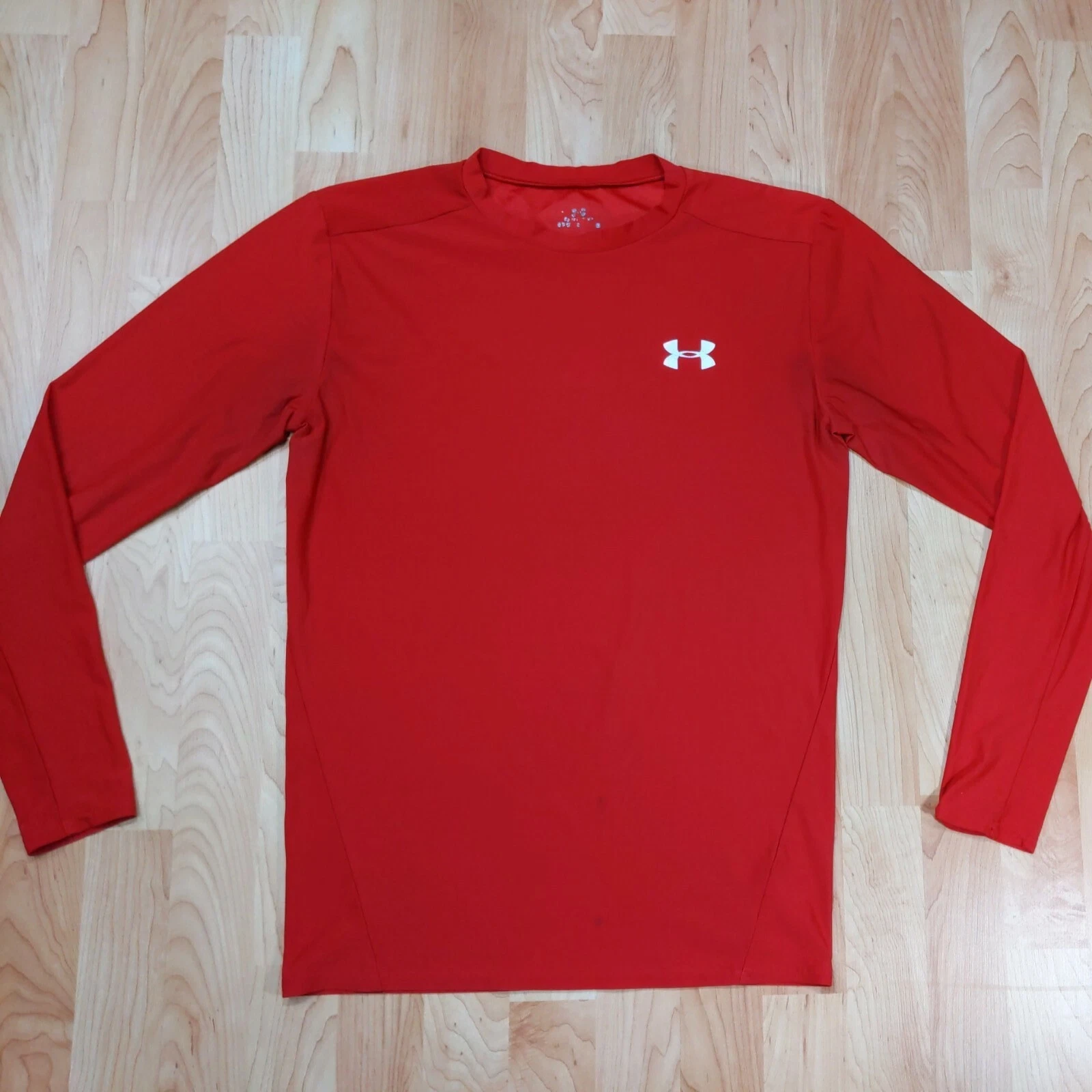 Mens XL Under Armour Red Long Sleeve Shiny Spandex Compression Shirt used