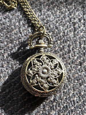 Watch necklace jewelry accessory mothers day easter party favor  GIFT 16 FLOWER