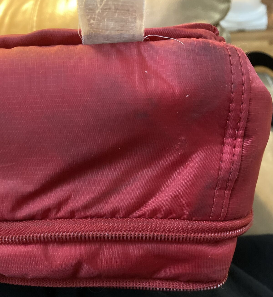 Columbia Vertical Gide Messenger Diaper Bag Tote Women's Men's Red