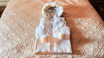 Bebe Sport White Vest With Faux Fur Hood And Pom Poms Size Medium