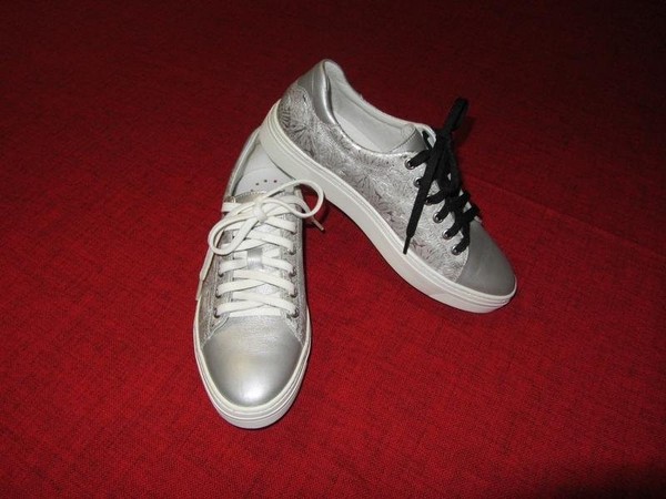 Women Mephisto Heels Silver Leather 37