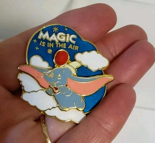 Magic Is In The Air Dumbo Limited Edition Of 300 Disney Pin