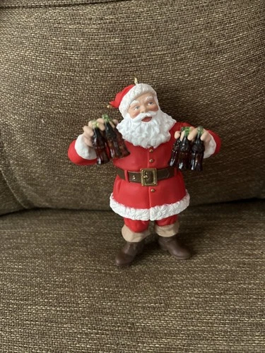Hallmark Keepsake Ornament -Refreshing Gift Coca Cola Santa 1995