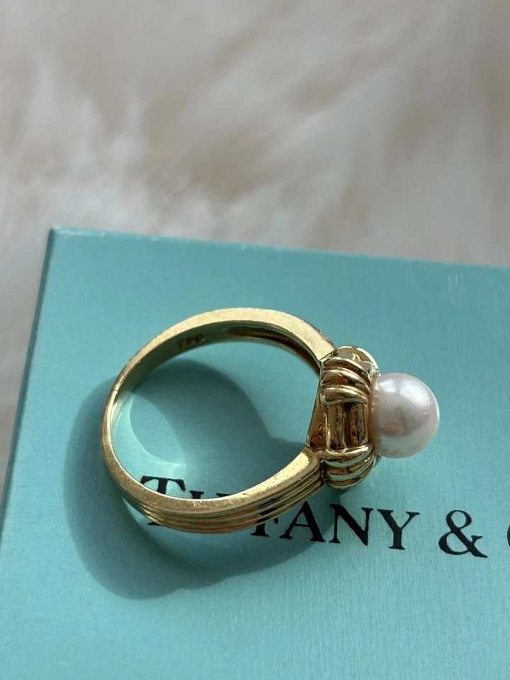 Auténtica Tiffany&Co. vintage Anillo de perlas oro amarillo 18k 6,4 mm US5,25-5,5 5,24 g Foto 3 de 4