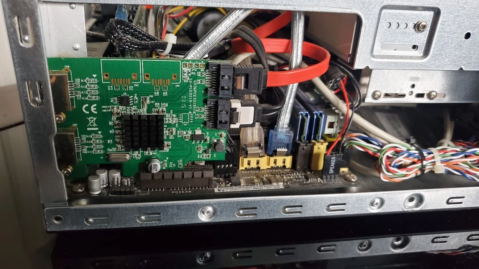 Torre/estuche/piezas Thermaltake Element Q - Venta inmobiliaria - SIN PROBAR Foto 3 de 4