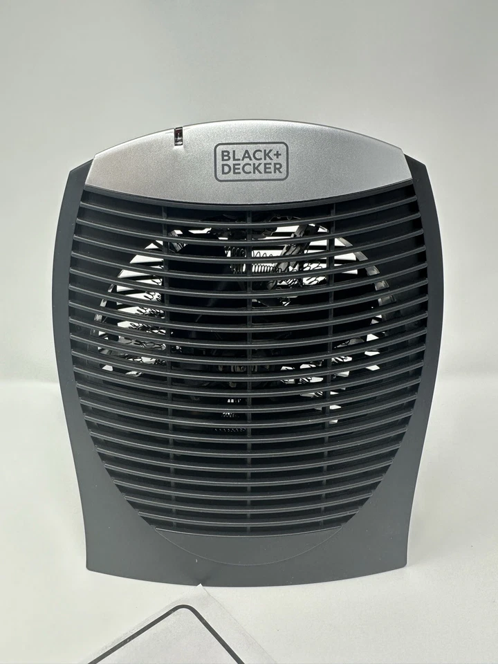 BLACK+DECKER BHDE1706 1500W Electronic Fan Heater Black/Silver Used VG - Image 2 of 4