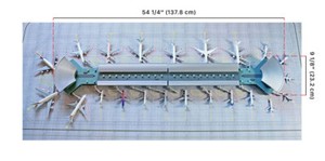 GEMINI-JETS-GJARPTC-1-400-SCALE-DELUXE-AIRPORT-TERMINAL-AND-MAT-SET