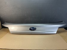 2010-2014 Subaru Outback Rear Liftgate Trunk Panel Trim Molding Oem Ac1918 Dg 2010-2014 Subaru Outback Rear Liftgate Trunk Panel Trim Molding Oem Ac1918 Dg