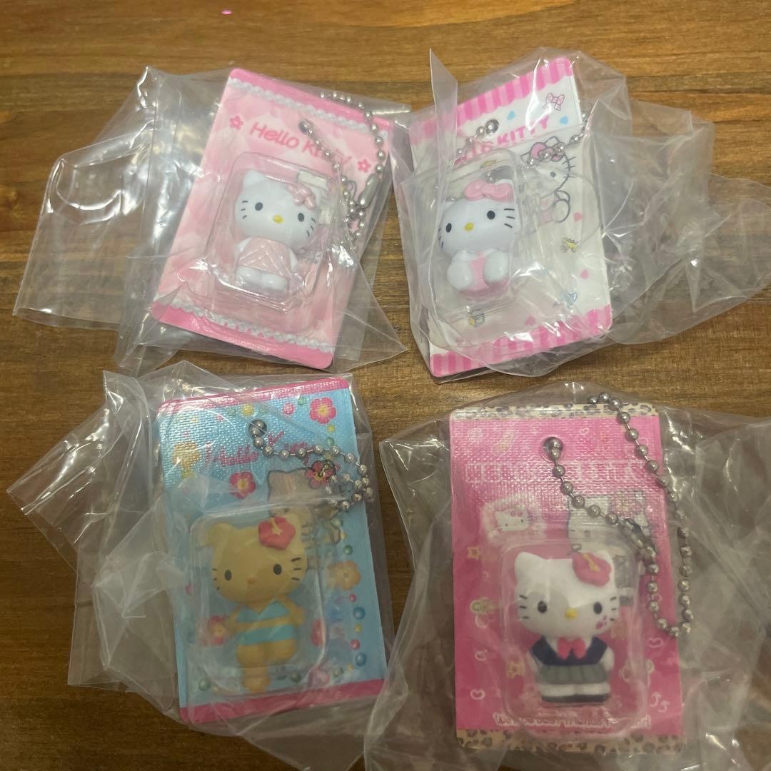 Hello Kitty Capsule Toy Minature Collection Set of 4 Gyaru, Suntanned, Quilt, B