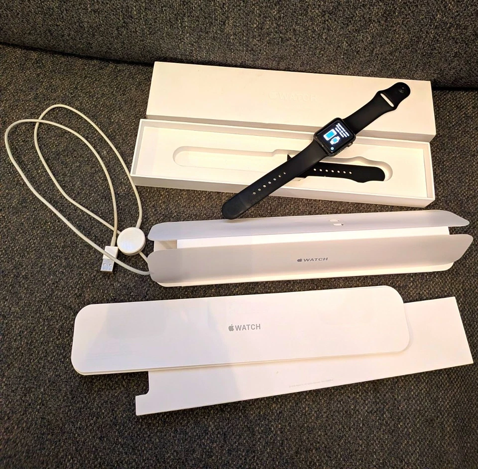 Apple Watch Series 1, Foto 1 von 5