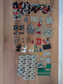 Vintage LEGO Castle: Black Falcons Knight's Castle 6073 99% Complete