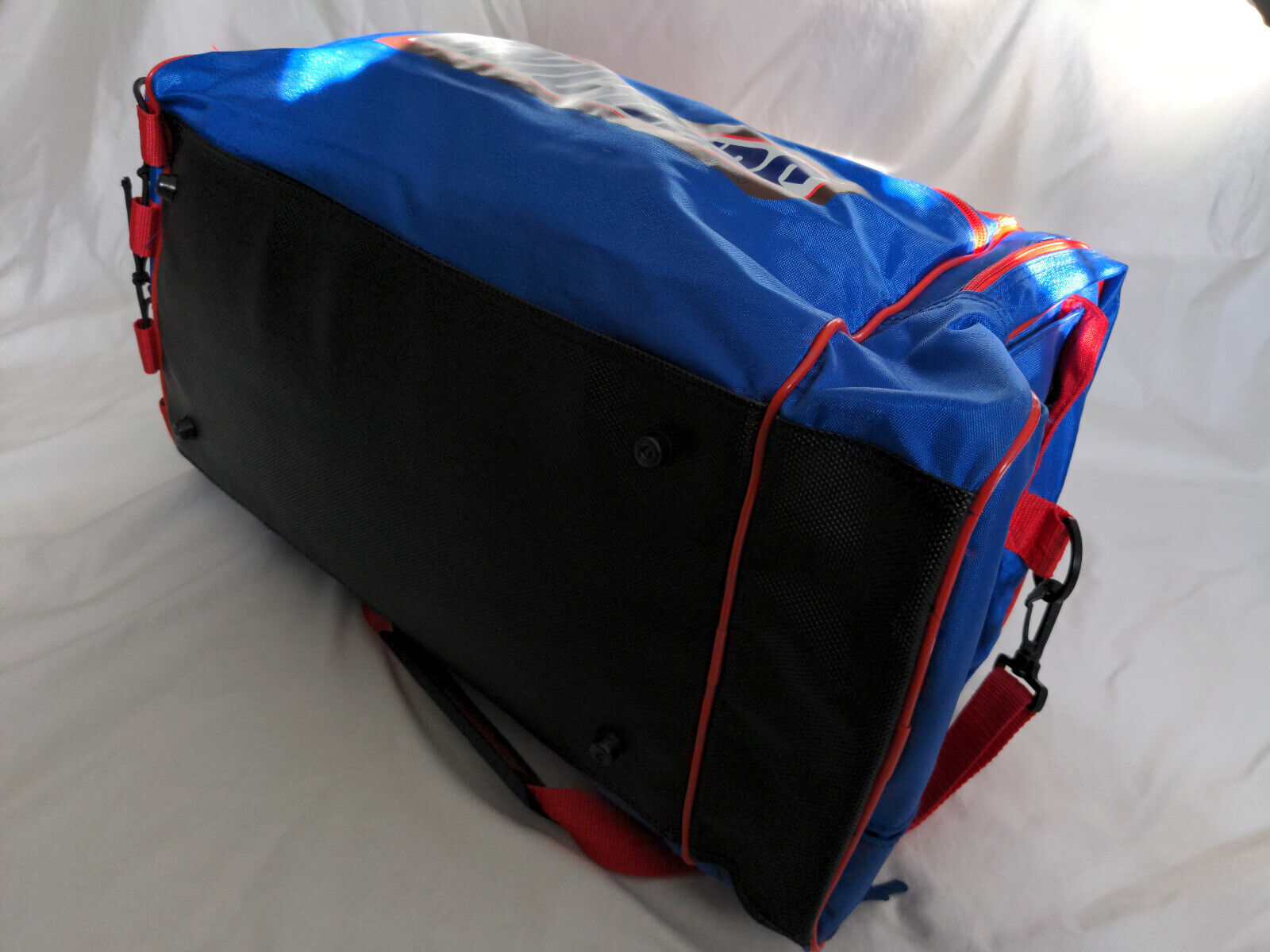 Collectible Snickers Soccer Duffel Bag Vintage 19… - image 4