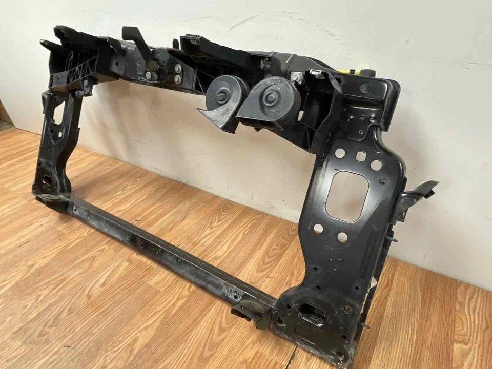 Se adapta a Dodge Dart 2013-2016 2,4 L conjunto de soporte de núcleo de radiador OEM Foto 2 de 4