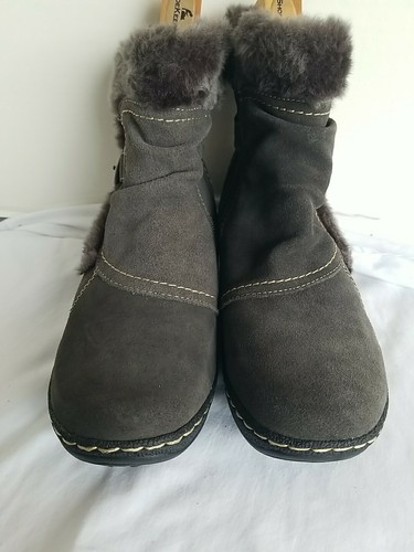 BareTraps Extreme Taupe Suede Leather Faux Fur Lined Zip Up Rubber Sole Boot 8M - Picture 2 of 8