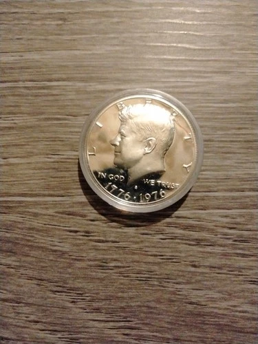 1976 S Kennedy Half Dollar Gem  "PROOF" 40% Silver Bicentennial