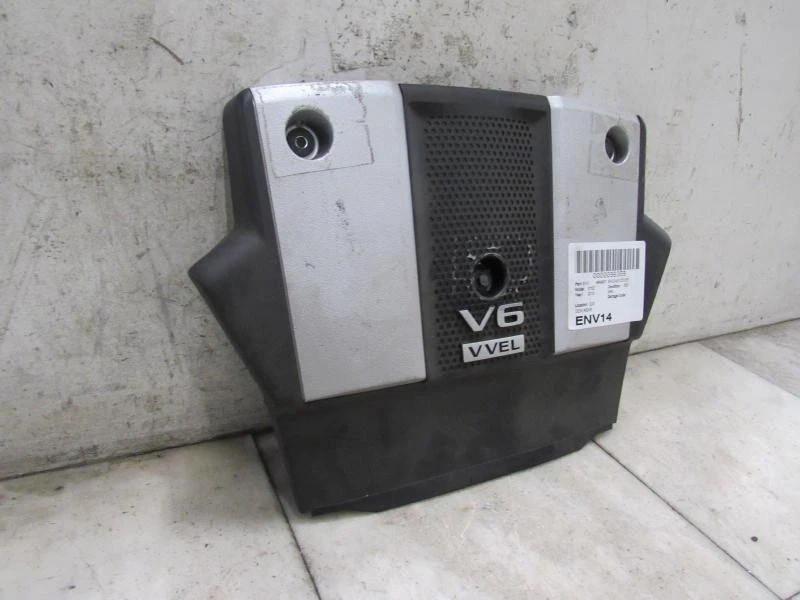 09 10 11 12 13 14 15 16 17 18 19 20 CUBIERTA MOTOR NISSAN 370Z Foto 3 de 4