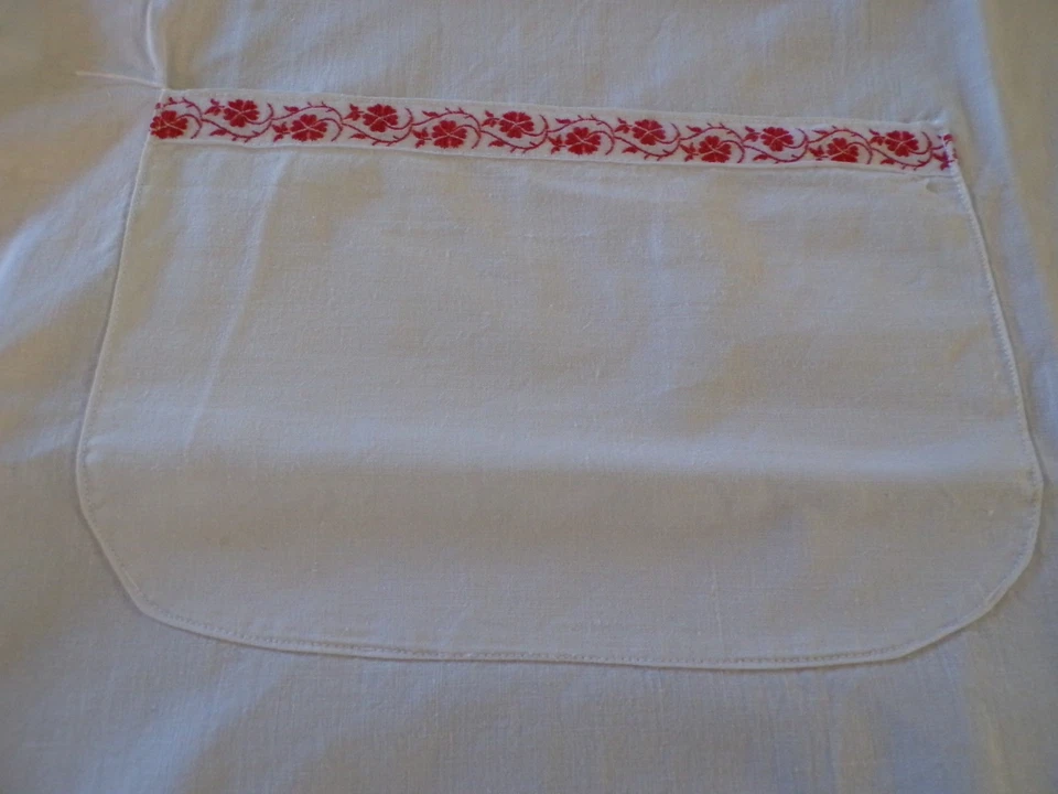 Ancien Tablier coton blanc avec galons rouges et blancs - Photo 3/4