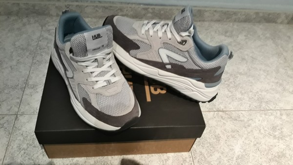 Zapatillas HUB Grid-M S48 Ice/White/Sea Ice 41 EU 7 UK 8 US Nuevas con su caja